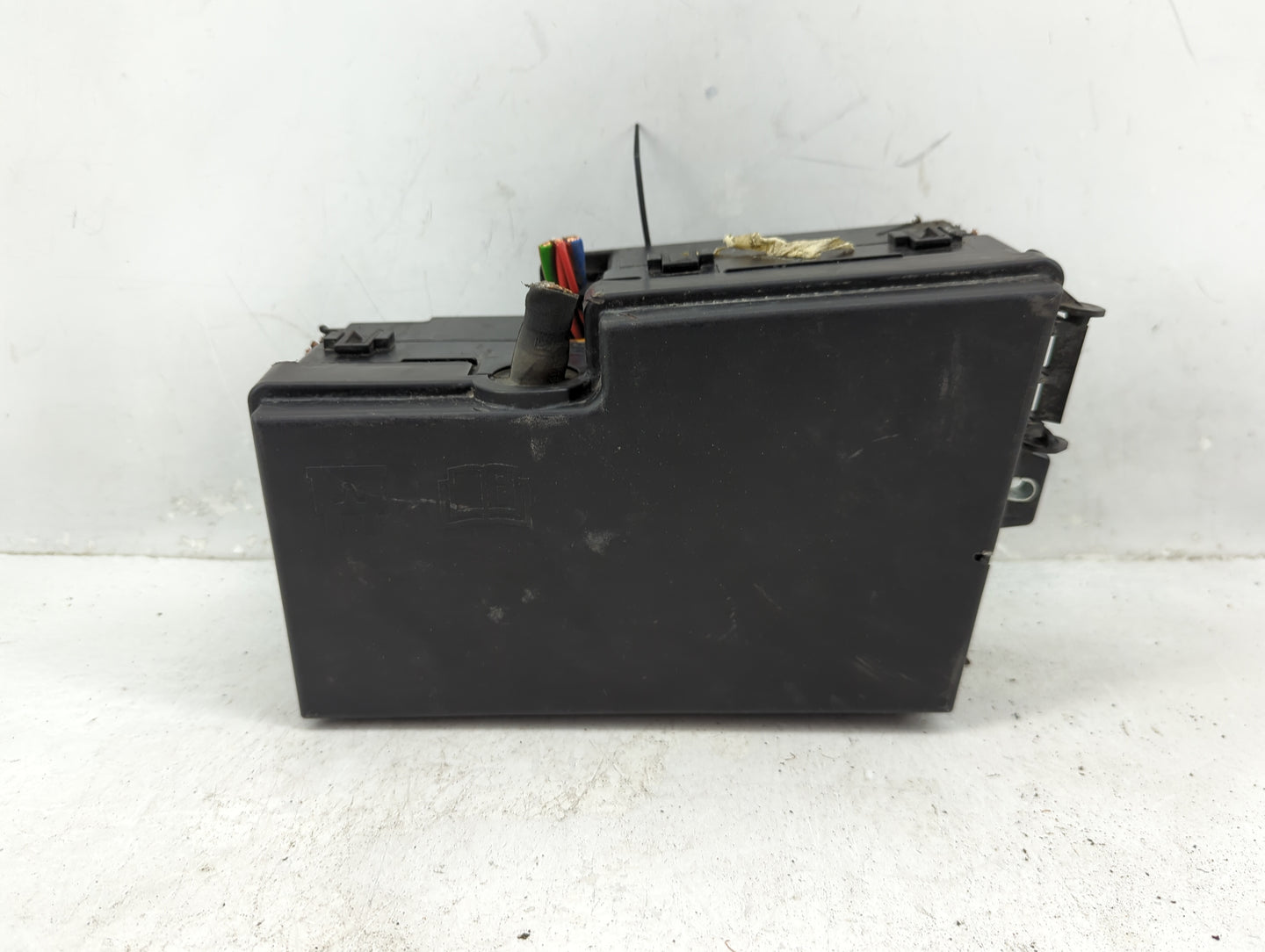 2019 Ford Escape Fusebox Fuse Box Panel Relay Module P/N:E02345500 AV6T-14A067-AD Fits OEM Used Auto Parts - Oemusedautopart