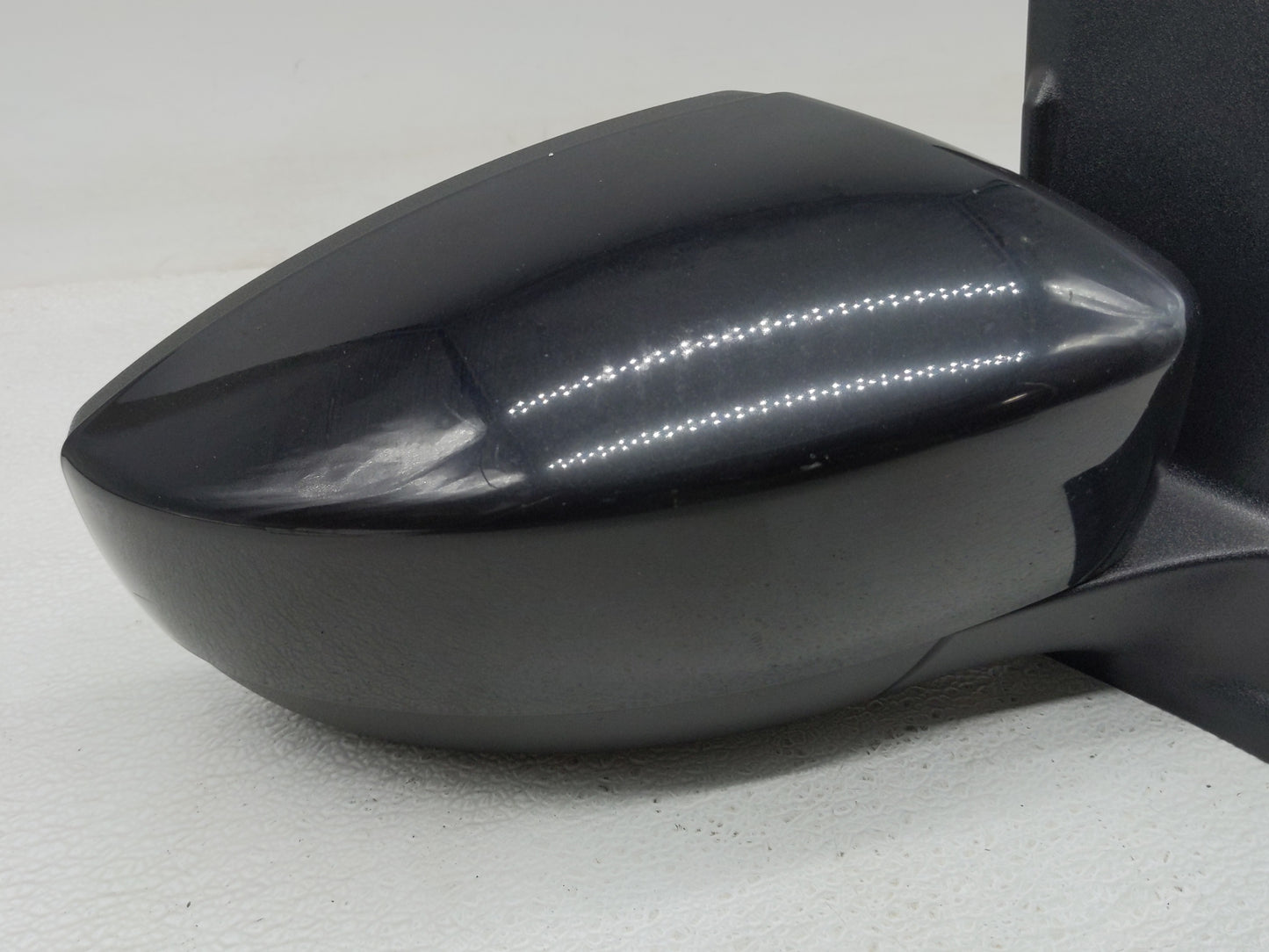 2017-2019 Ford Escape Passenger Side View Mirror - Right Door Mirror OEM Used - Oemusedautoparts1.com