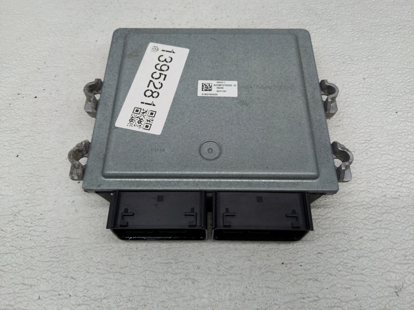 2017-2019 Ford Escape PCM Engine Control Computer ECU ECM PCU OEM P/N:HJ5A-12A650-MA Fits Fits 2017 2018 2019 OEM Used Auto 