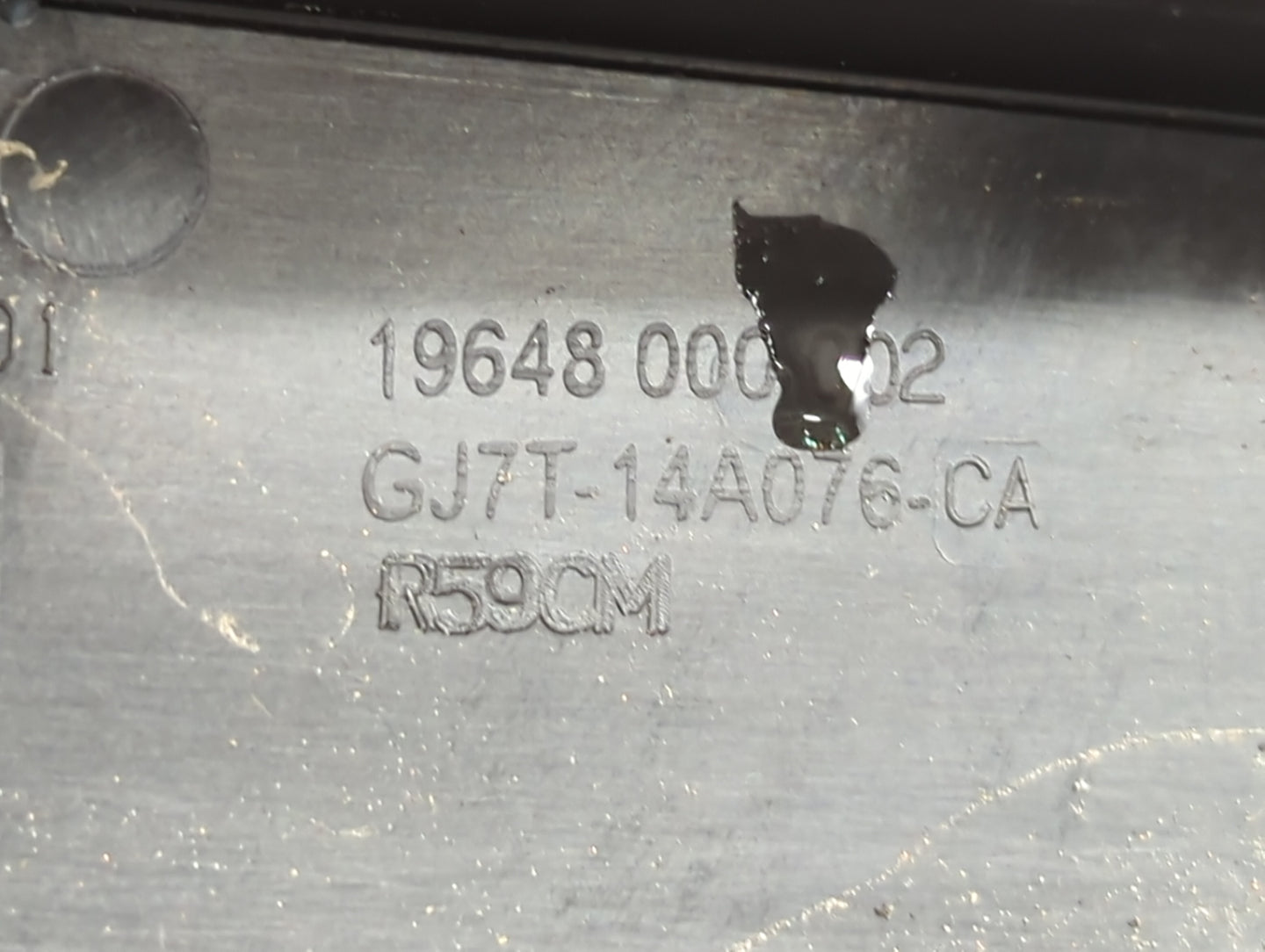 2019 Ford Escape Fusebox Fuse Box Panel Relay Module P/N:GJ7T-14A076-CA Fits OEM Used Auto Parts - Oemusedautoparts1.com