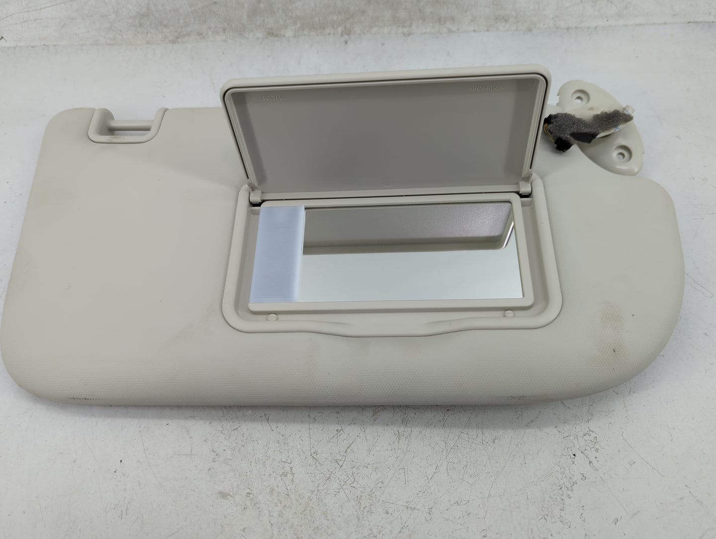 2013-2019 Ford Escape Sun Visor Shade Replacement Passenger Right Mirror Fits Fits 2013 2014 2015 2016 2017 2018 2019 OEM Us