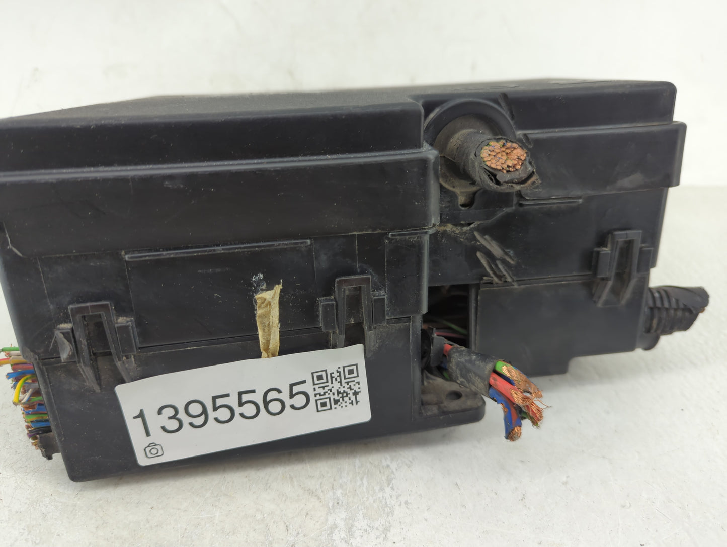 2019 Ford Escape Fusebox Fuse Box Panel Relay Module P/N:AV6T-14A067-AD Fits OEM Used Auto Parts - Oemusedautoparts1.com