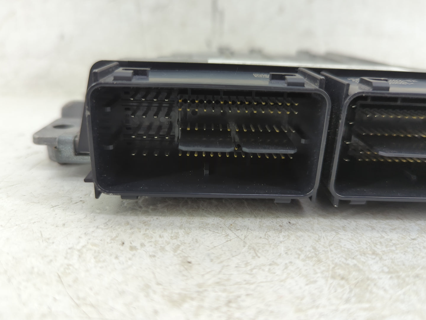 2017-2019 Ford Escape PCM Engine Control Computer ECU ECM PCU OEM P/N:HU5T-14F2620-BA FV6A-12B684-AB Fits Fits 2017 2018 201