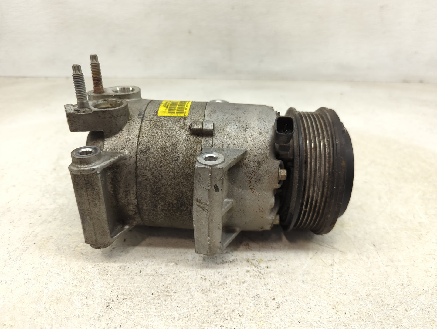 2017-2019 Ford Escape Air Conditioning A/c Ac Compressor Oem - Oemusedautoparts1.com
