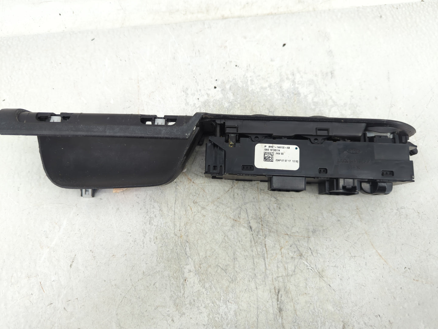 2013-2019 Ford Escape Master Power Window Switch Replacement Driver Side Left P/N:BM5T-14A132-AB Fits OEM Used Auto Parts - 
