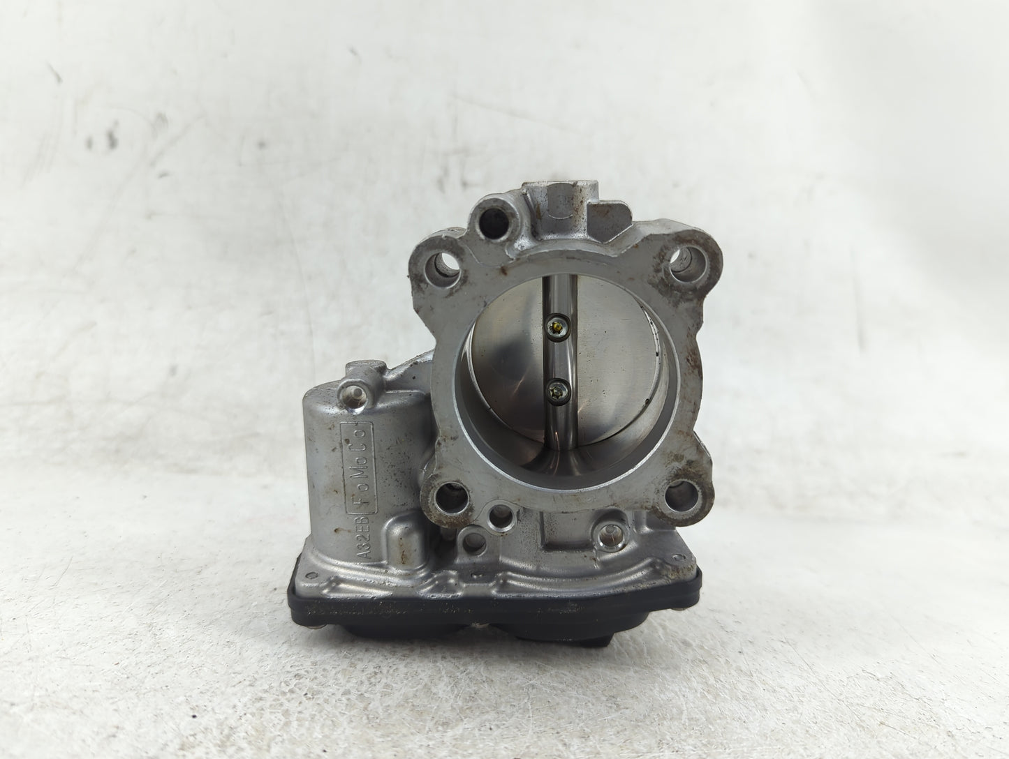 2017-2019 Ford Escape Throttle Body Fits Fits 2014 2015 2016 2017 2018 2019 2020 OEM Used Auto Parts - Oemusedautoparts1.com