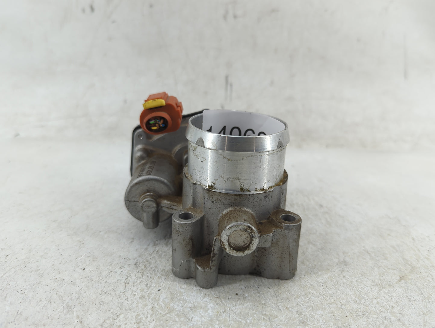 2017-2019 Ford Escape Throttle Body Fits Fits 2014 2015 2016 2017 2018 2019 2020 OEM Used Auto Parts - Oemusedautoparts1.com