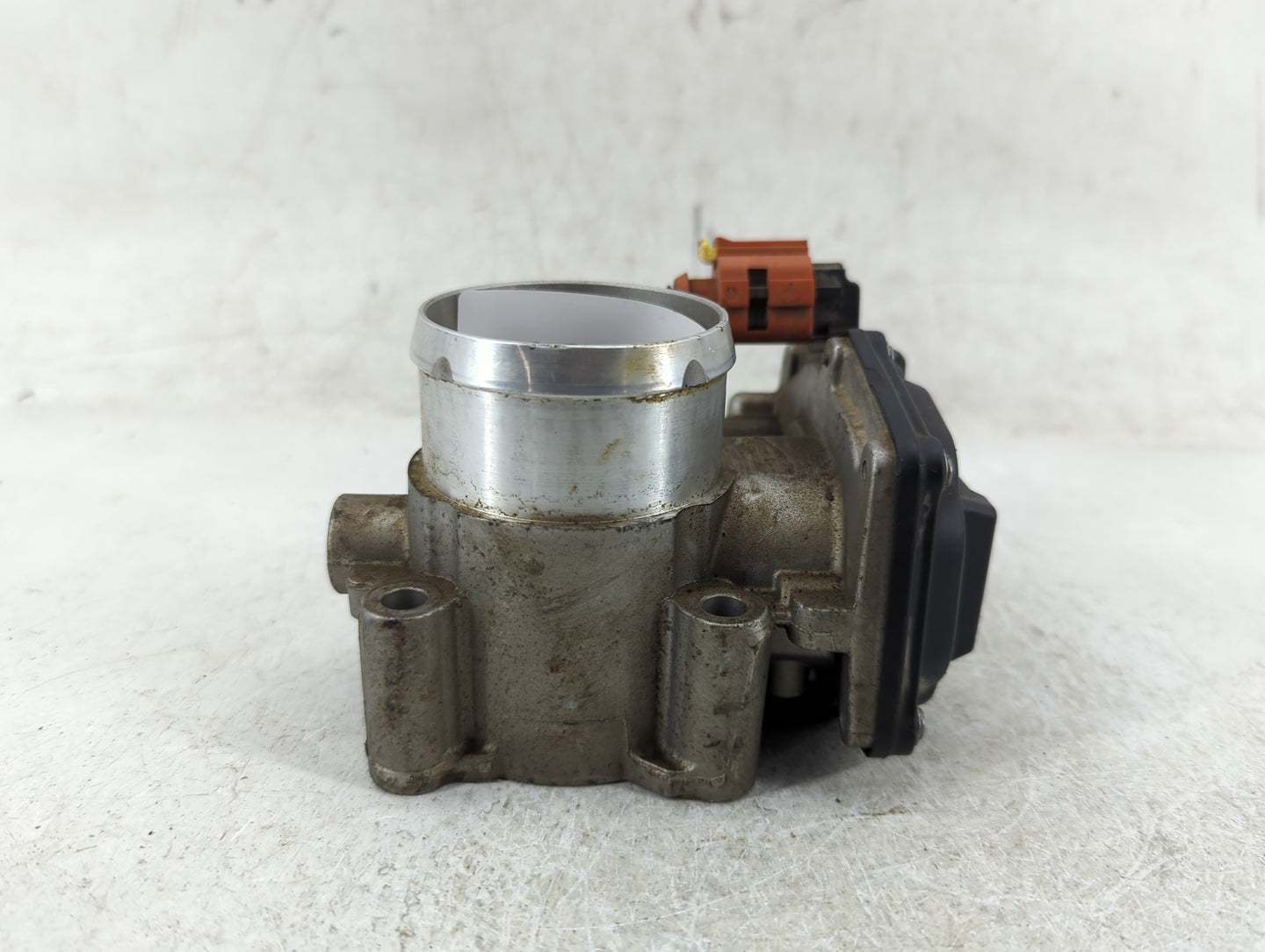 2017-2019 Ford Escape Throttle Body P/N:DS7G-9F991-CA Fits Fits 2014 2015 2016 2017 2018 2019 2020 OEM Used Auto Parts - Oem