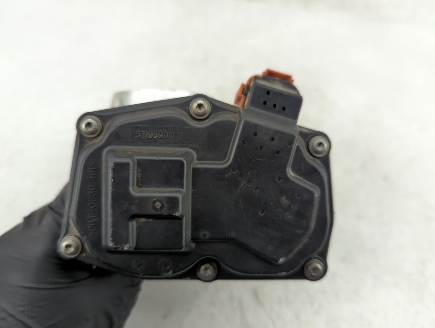 2017-2019 Ford Escape Throttle Body P/N:DS7G-9F991-CA Fits Fits 2014 2015 2016 2017 2018 2019 2020 OEM Used Auto Parts - Oem