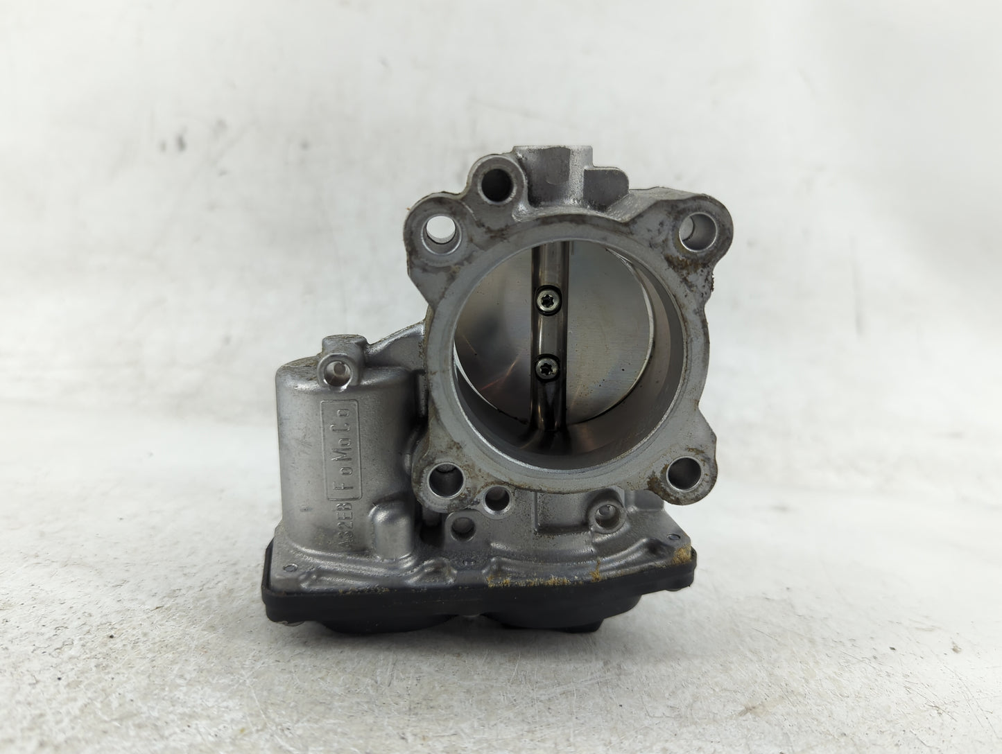 2017-2019 Ford Escape Throttle Body P/N:DS7G-9F991-CA Fits Fits 2014 2015 2016 2017 2018 2019 2020 OEM Used Auto Parts - Oem