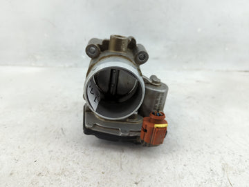 2017-2019 Ford Escape Throttle Body P/N:DS7G-9F991-CA Fits Fits 2014 2015 2016 2017 2018 2019 2020 OEM Used Auto Parts - Oem