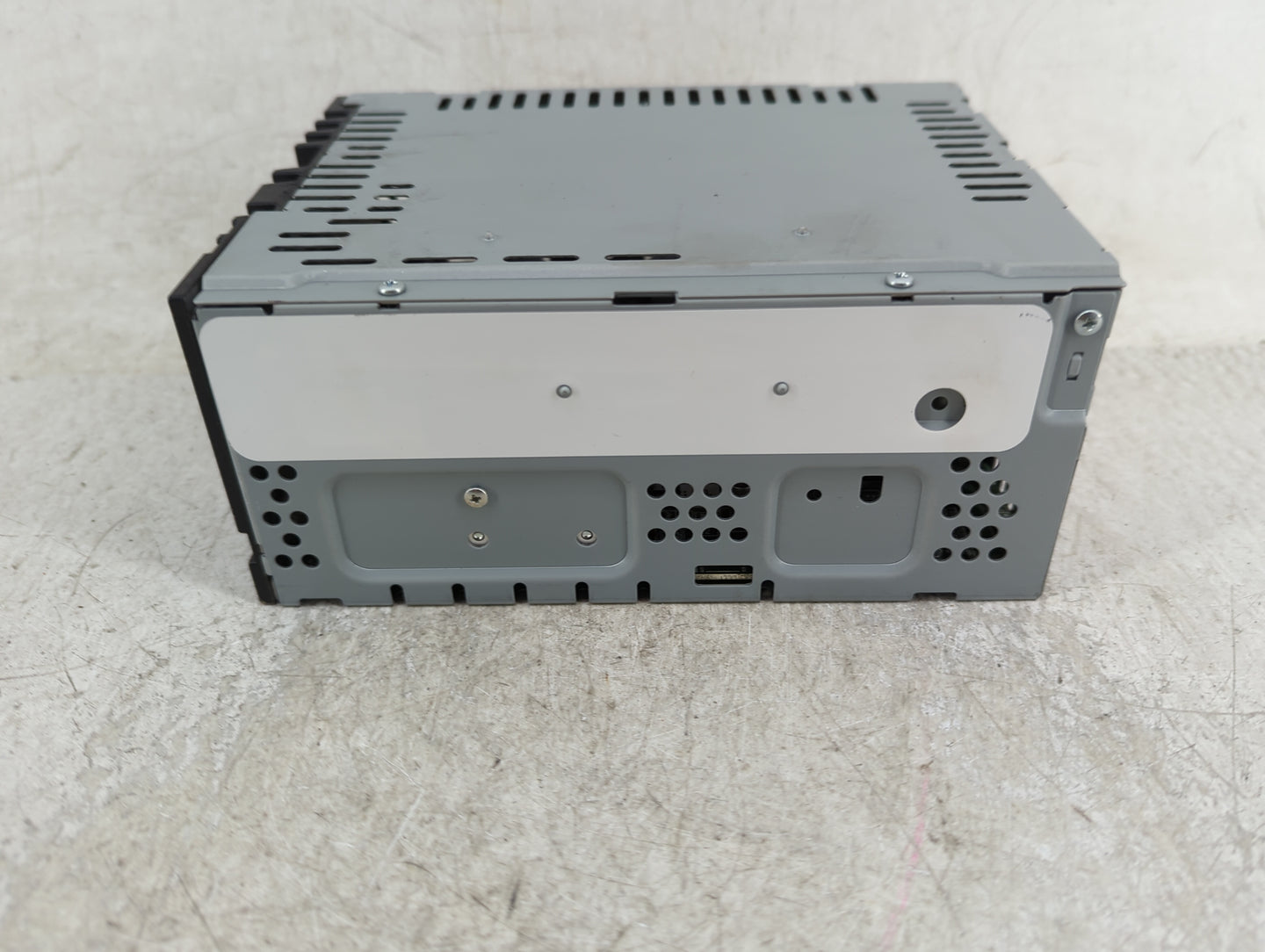 2019 Ford Escape Radio AM FM Cd Player Receiver Replacement P/N:GJ5T-19C107-KA Fits OEM Used Auto Parts - Oemusedautoparts1.