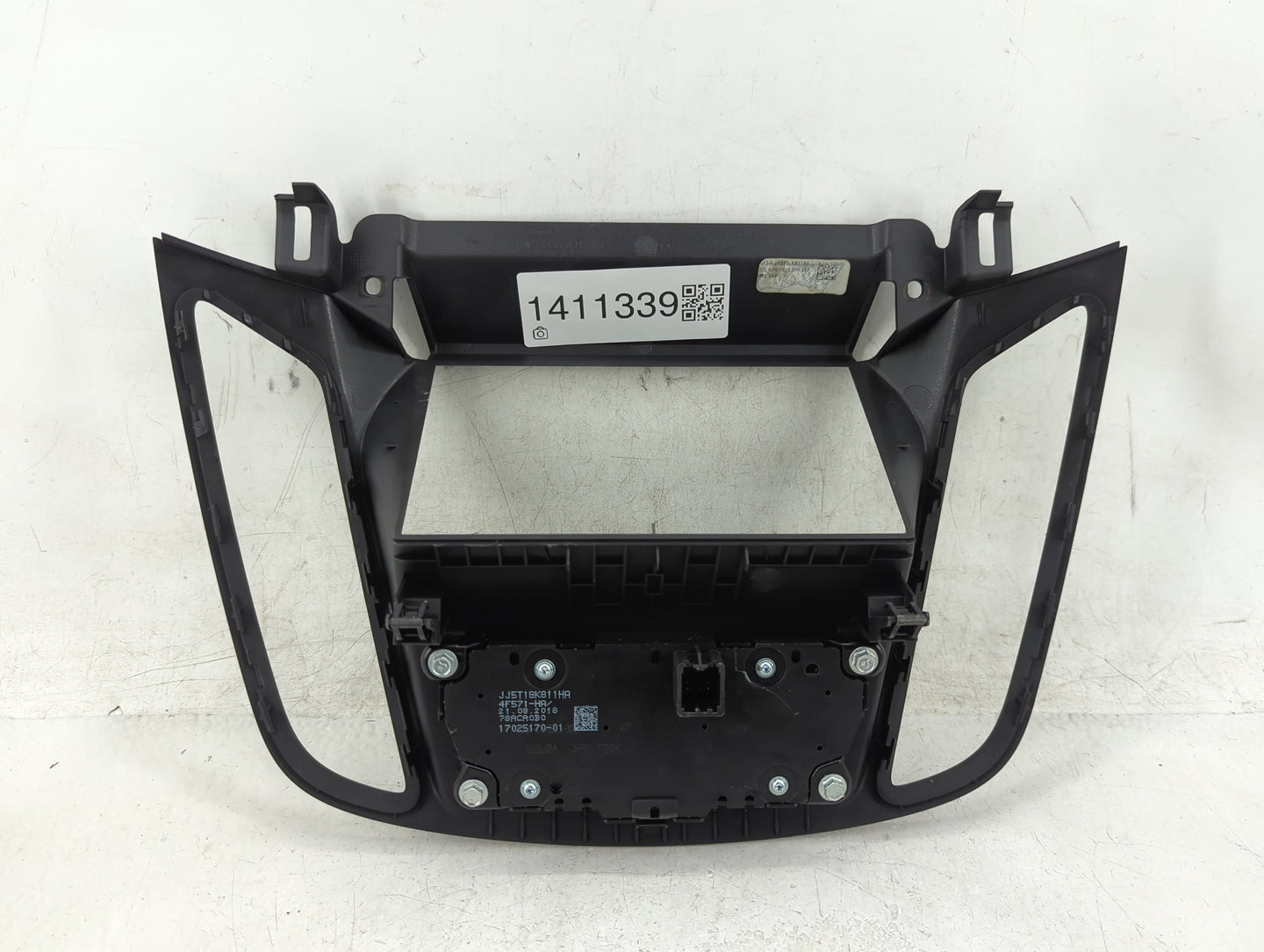 2017-2019 Ford Escape Radio Control Panel - Oemusedautoparts1.com
