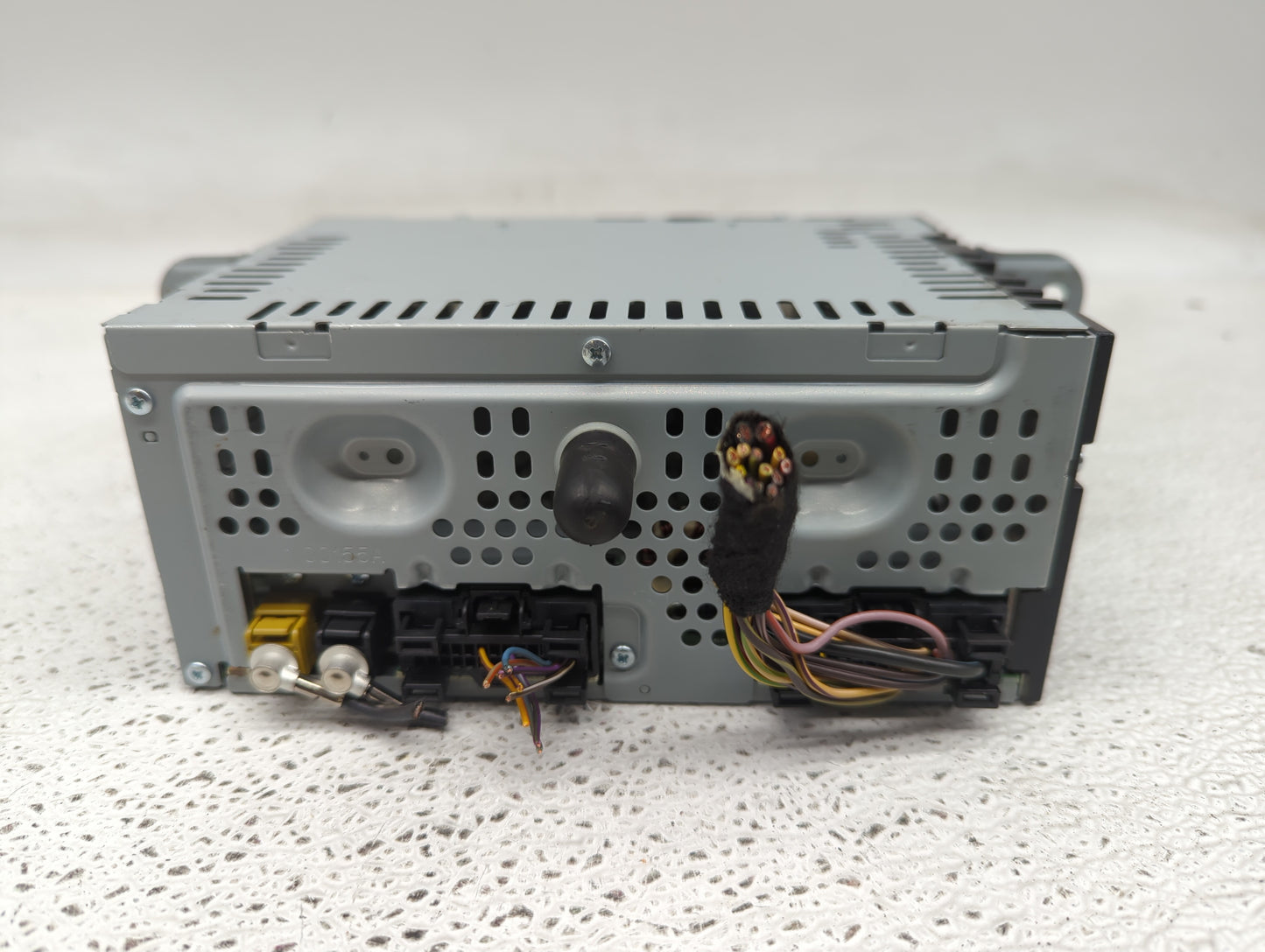 2015-2019 Ford Escape Radio AM FM Cd Player Receiver Replacement P/N:GJ5T-19C107-KA Fits Fits 2015 2016 2017 2018 2019 OEM U