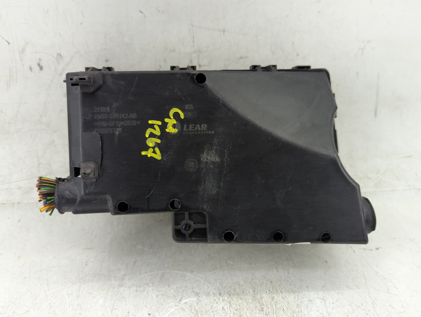 2019 Ford Escape Fusebox Fuse Box Panel Relay Module P/N:AV6T-14A142-AB Fits OEM Used Auto Parts - Oemusedautoparts1.com