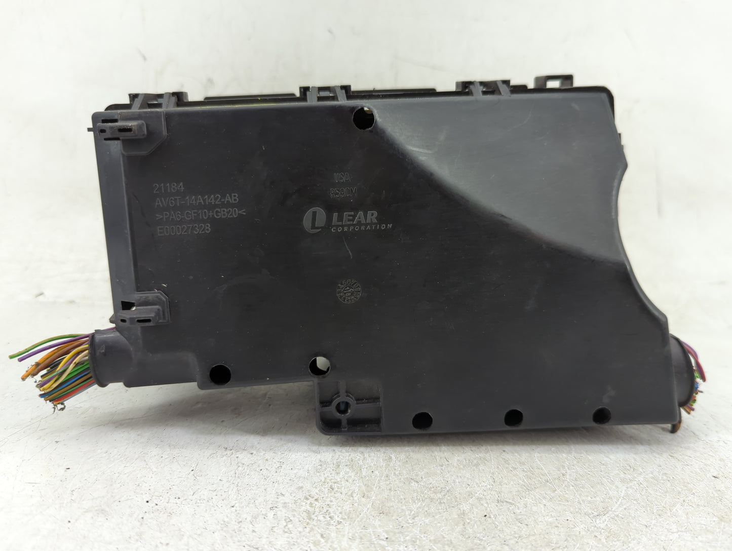 2019 Ford Escape Fusebox Fuse Box Panel Relay Module P/N:19646 000 002 21090 000 001, GJ7T-14A076-CA, AV6T-14A067-AD Fits OE