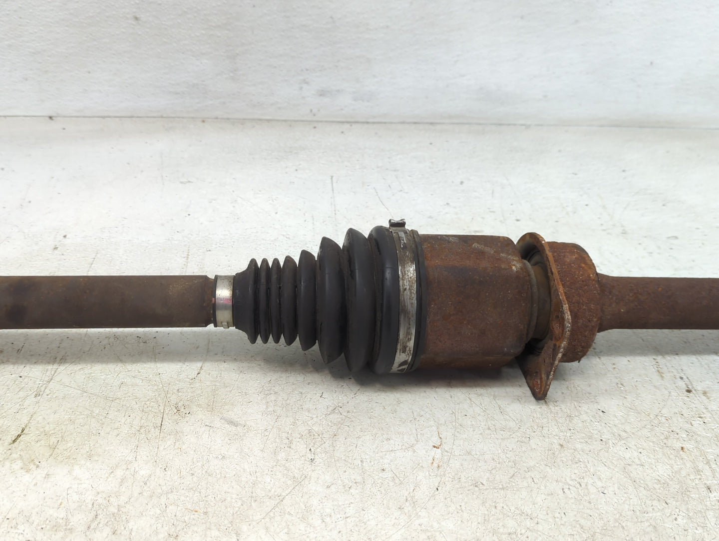 2013-2019 Ford Escape Axle Shaft Front Driver Cv C/v 1416349 - Oemusedautoparts1.com