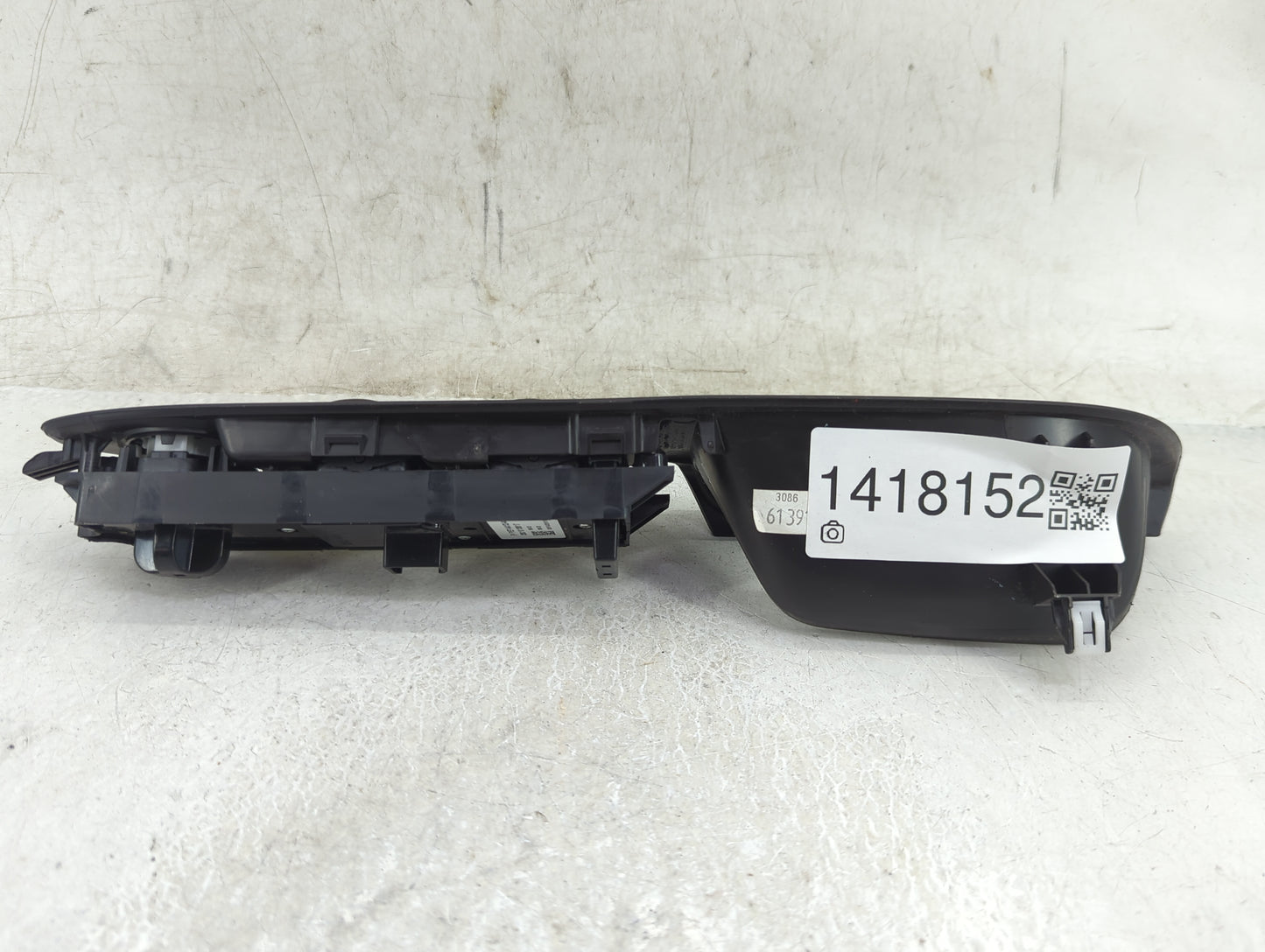 2017-2019 Ford Escape Master Power Window Switch Replacement Driver Side Left P/N:F1ET-14A132-AC Fits OEM Used Auto Parts - 