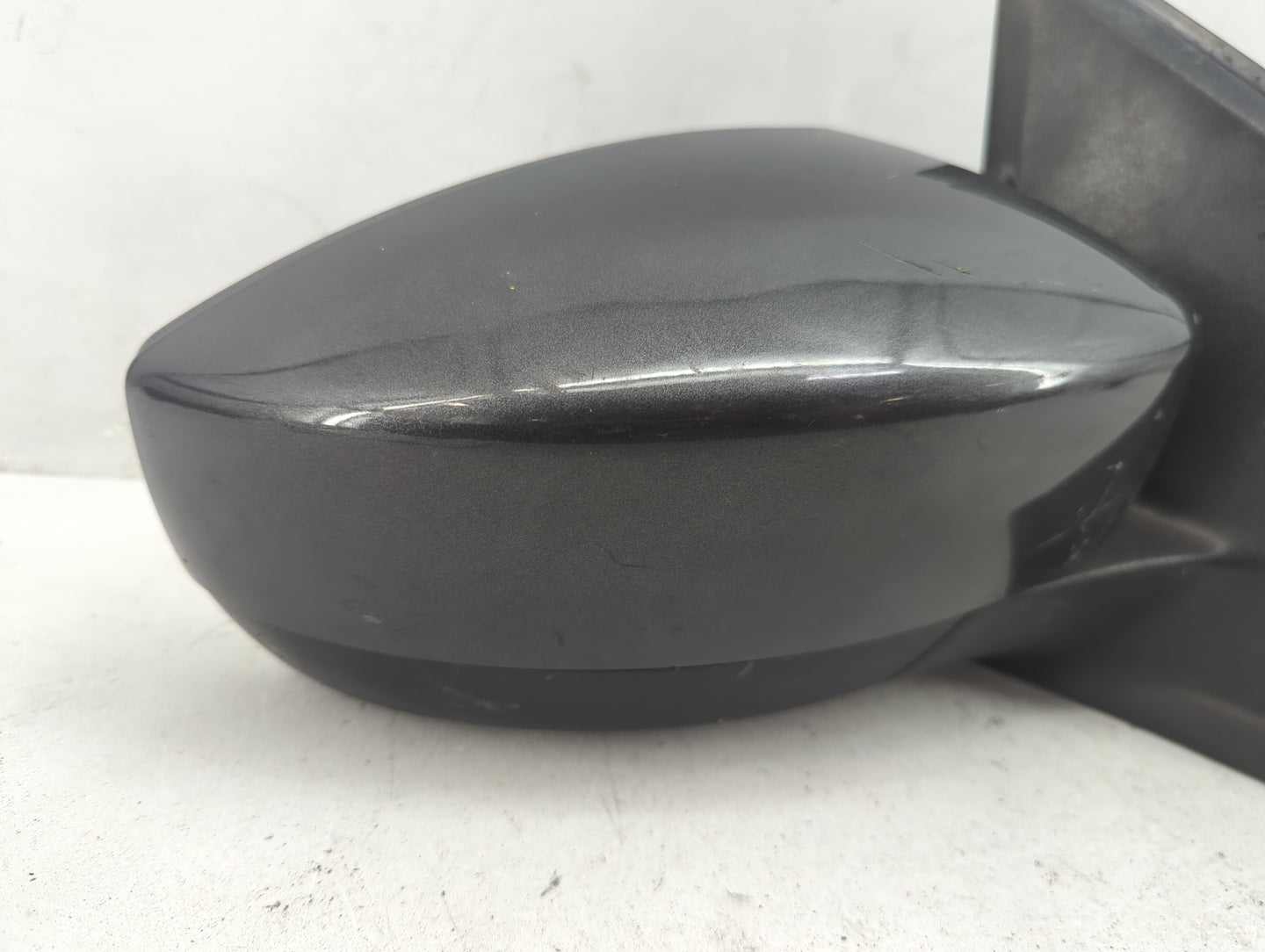 2017-2019 Ford Escape Passenger Side View Mirror - Right Door Mirror OEM Used - Oemusedautoparts1.com