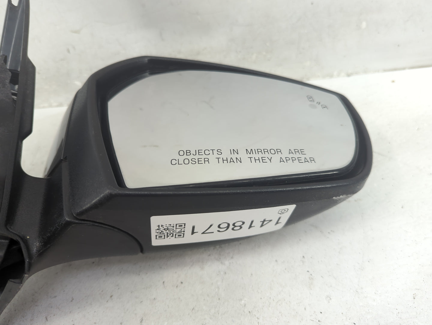 2017-2019 Ford Escape Passenger Side View Mirror - Right Door Mirror OEM Used - Oemusedautoparts1.com