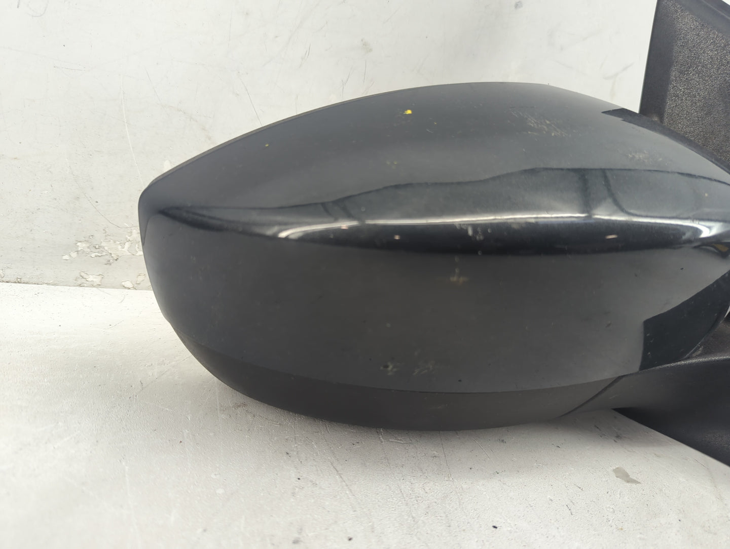 2017-2019 Ford Escape Passenger Side View Mirror - Right Door Mirror OEM Used - Oemusedautoparts1.com