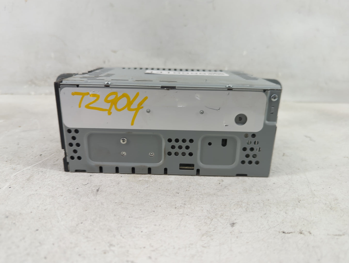 2019 Ford Escape Radio AM FM Cd Player Receiver Replacement Fits OEM Used Auto Parts - Oemusedautoparts1.com