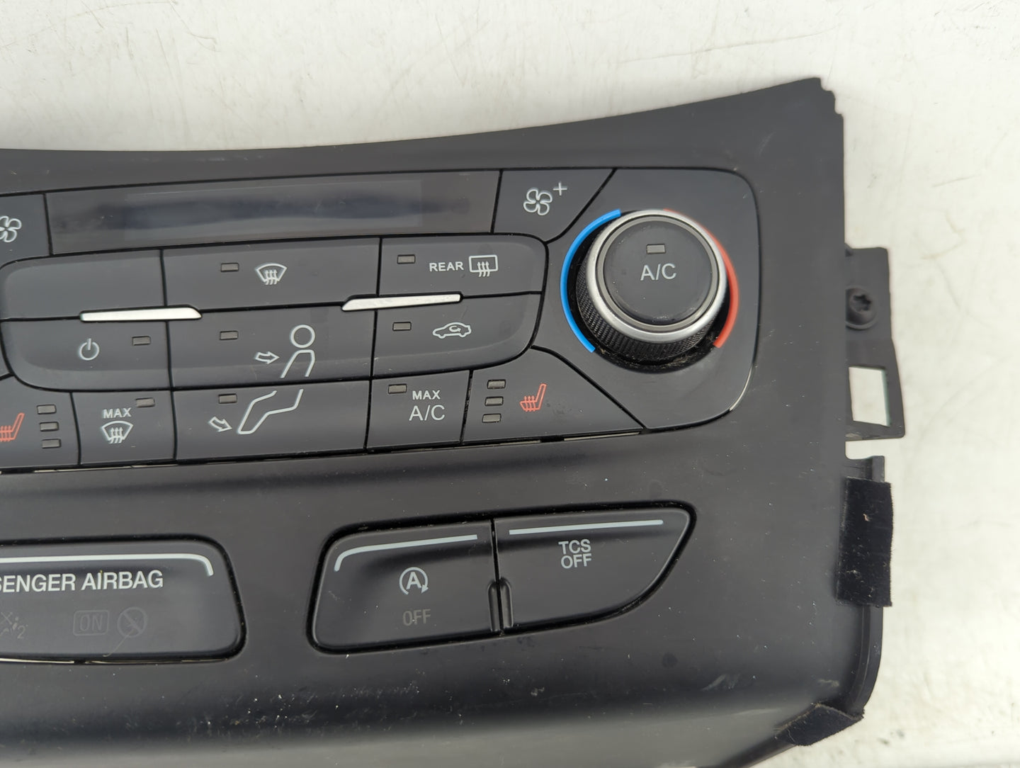 2018-2019 Ford Escape Climate Control Module Temperature AC/Heater Replacement Fits Fits 2018 2019 OEM Used Auto Parts - Oem