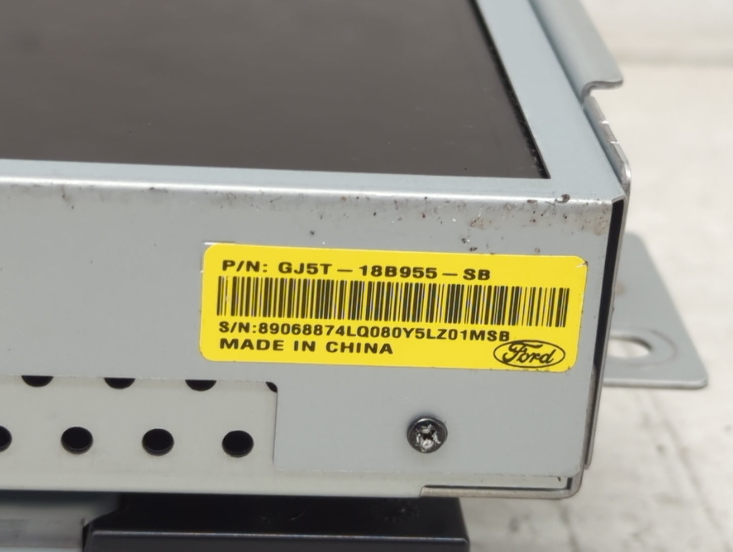 2019 Ford Escape Radio AM FM Cd Player Receiver Replacement P/N:GJ5T-18B955-SB Fits OEM Used Auto Parts - Oemusedautoparts1.