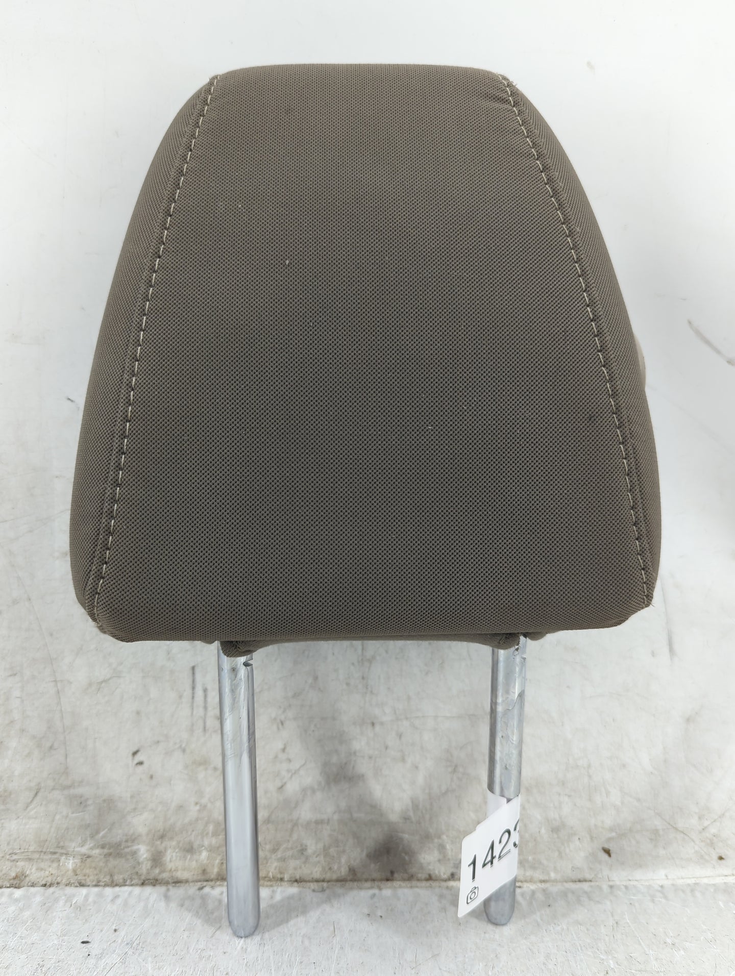 2016-2019 Ford Escape Headrest Head Rest Front Driver Passenger Seat Fits Fits 2016 2017 2018 2019 OEM Used Auto Parts - Oem