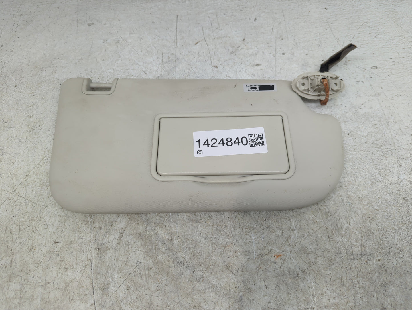 2013-2019 Ford Escape Sun Visor Shade Replacement Passenger Right Mirror Fits Fits 2013 2014 2015 2016 2017 2018 2019 OEM Us