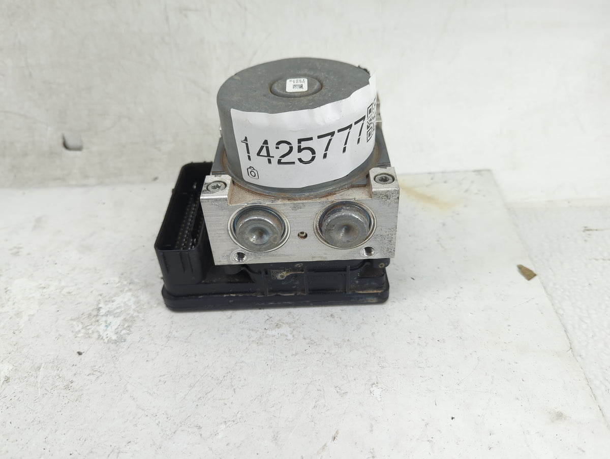2017-2019 Ford Escape Anti-Lock Brake ABS Pump Module Actuator OEM P/N:GV61-2C219-DH Fits Fits 2017 2018 2019 OEM Used Auto 