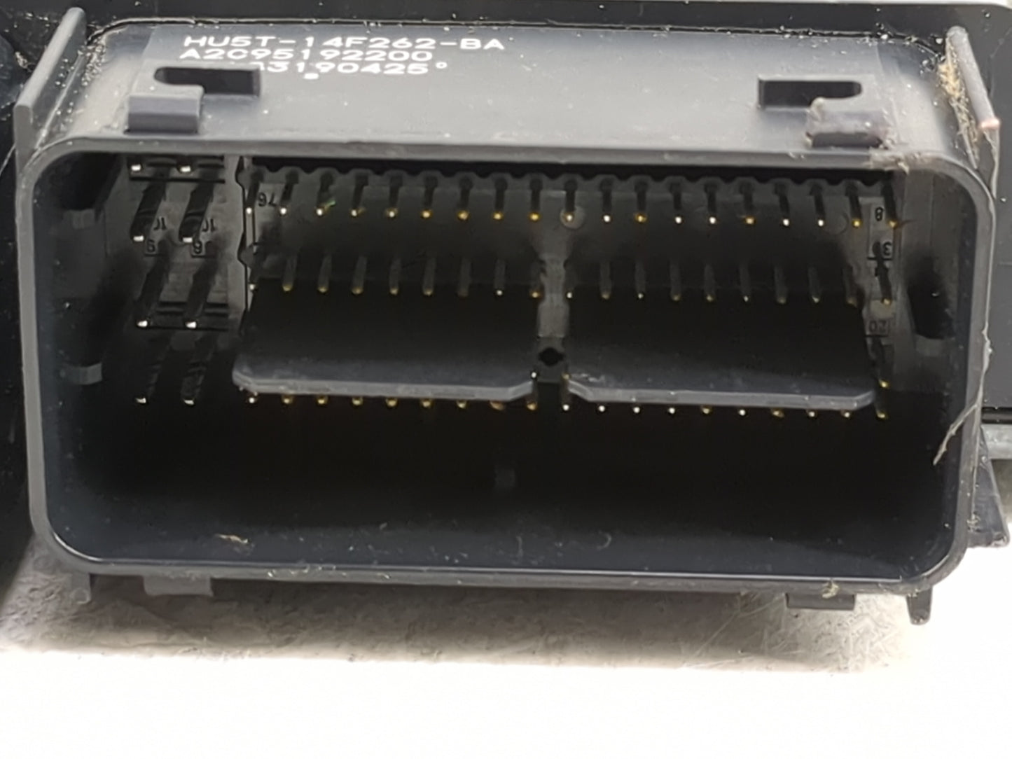 2017-2019 Ford Escape PCM Engine Control Computer ECU ECM PCU OEM P/N:HJ5A-12A650-MA FV6A-12B684-AB Fits Fits 2017 2018 2019