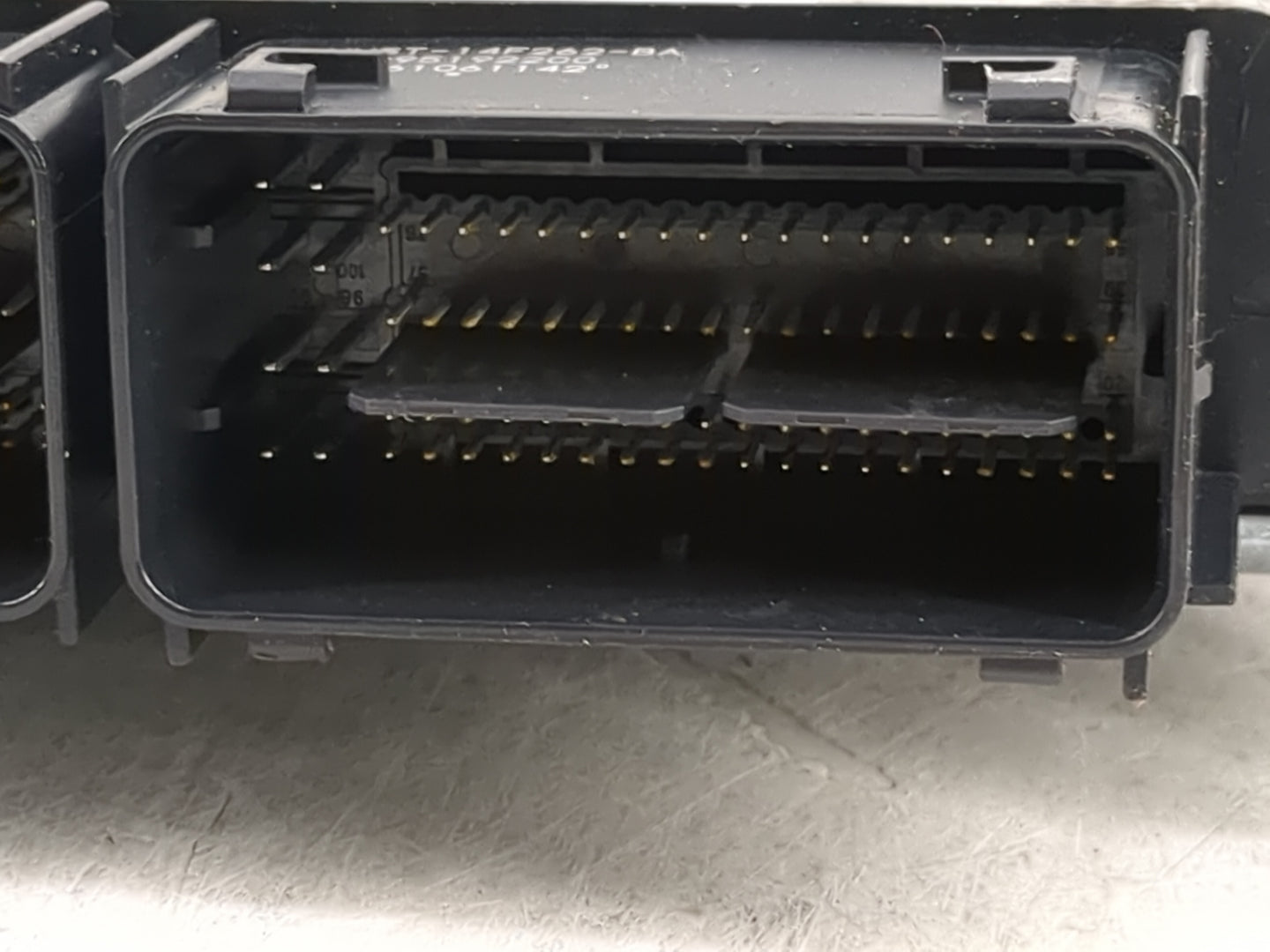 2017-2019 Ford Escape PCM Engine Control Computer ECU ECM PCU OEM P/N:HJ5A-12A650-MA FV6A-12B684-AB Fits Fits 2017 2018 2019