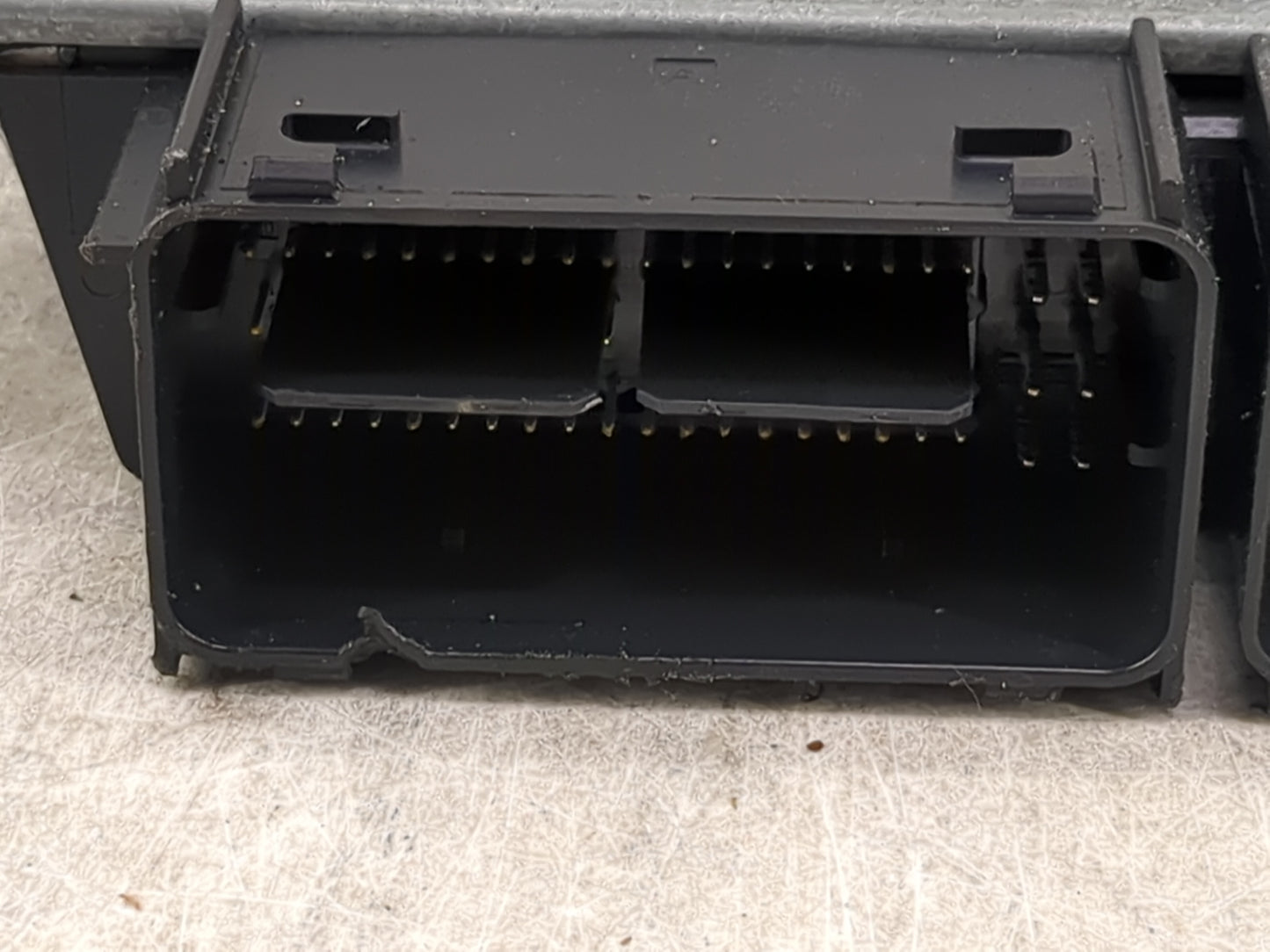 2017-2019 Ford Escape PCM Engine Control Computer ECU ECM PCU OEM P/N:HJ5A-12A650-MA FV6A-12B684-AB Fits Fits 2017 2018 2019