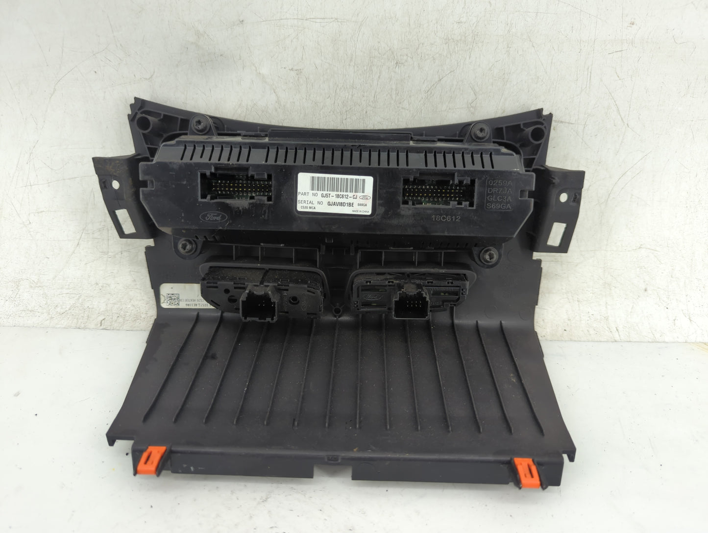 2018-2019 Ford Escape Climate Control Module Temperature AC/Heater Replacement P/N:GJ5T-18C612-CJ Fits Fits 2018 2019 OEM Us
