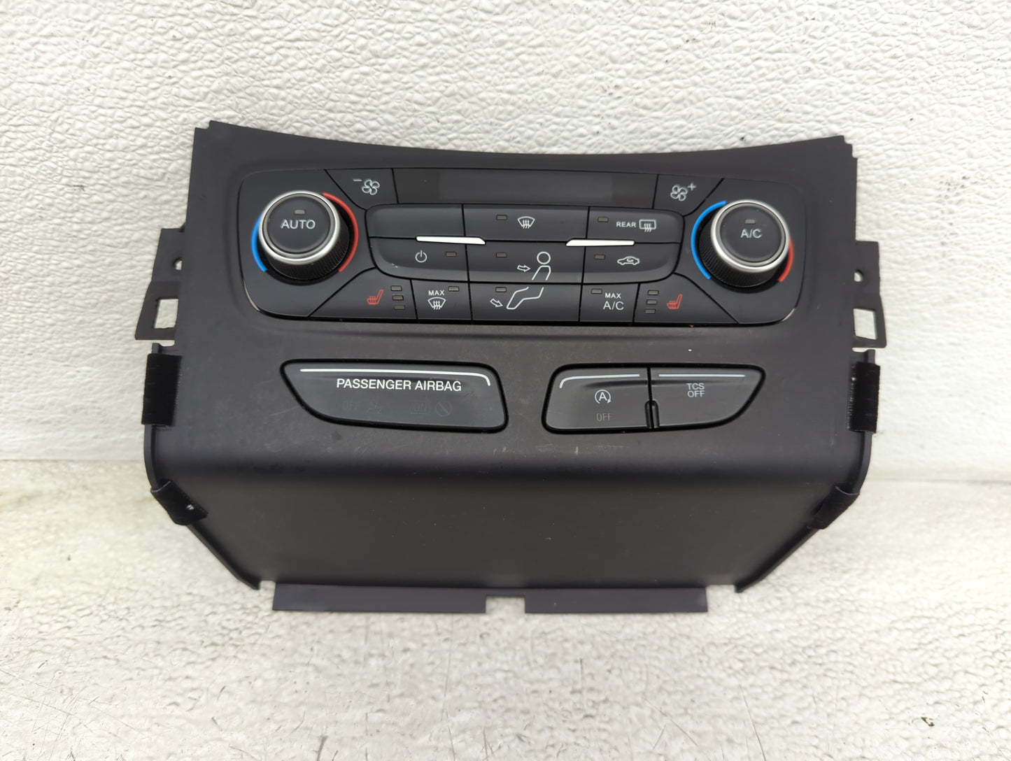 2018-2019 Ford Escape Climate Control Module Temperature AC/Heater Replacement P/N:GJ5T-18C612-CK Fits Fits 2018 2019 OEM Us