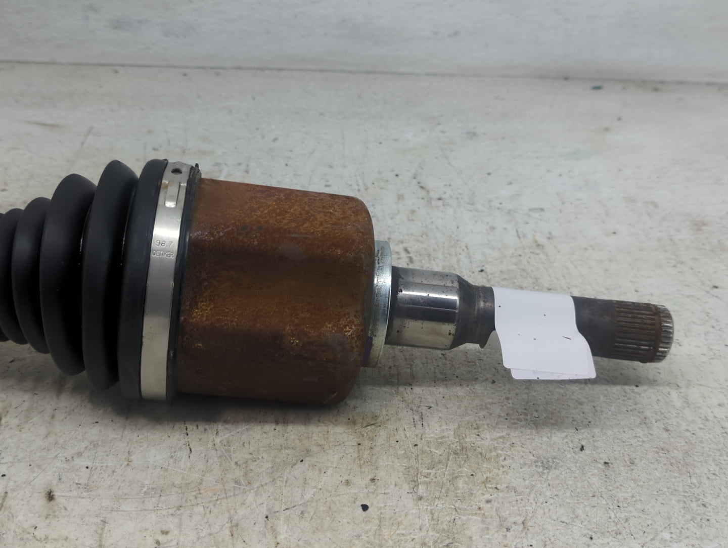 2013-2019 Ford Escape Axle Shaft Front Driver Cv C/v - Oemusedautoparts1.com