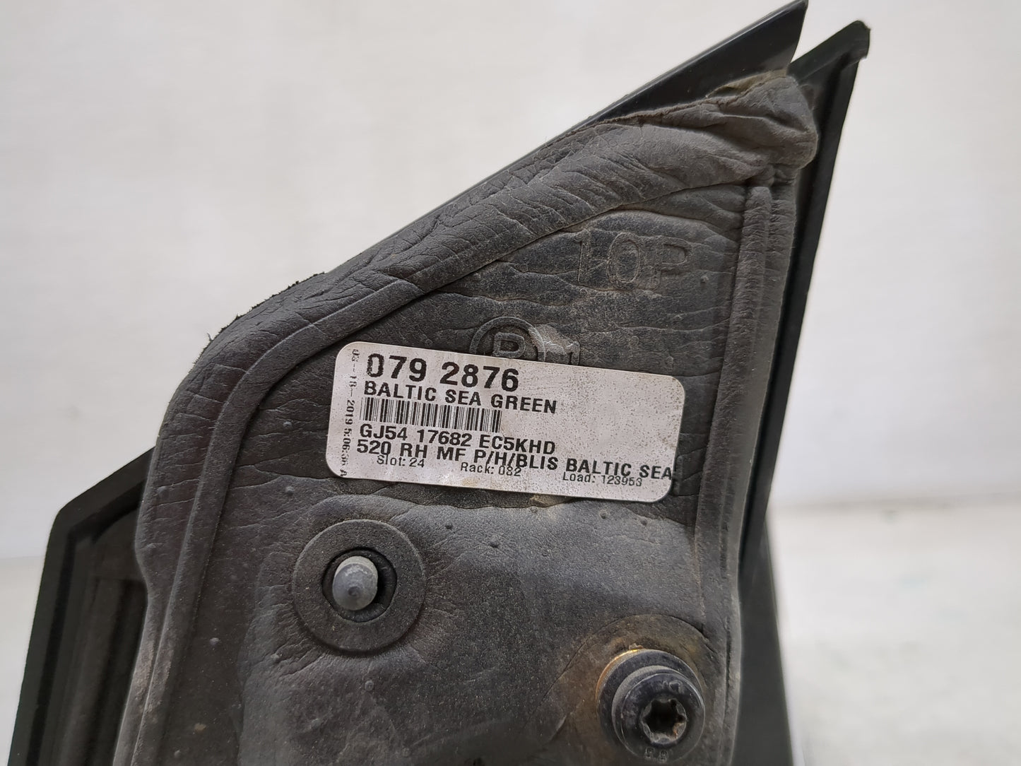 2017-2019 Ford Escape Passenger Side View Mirror - Right Door Mirror OEM Used - Oemusedautoparts1.com