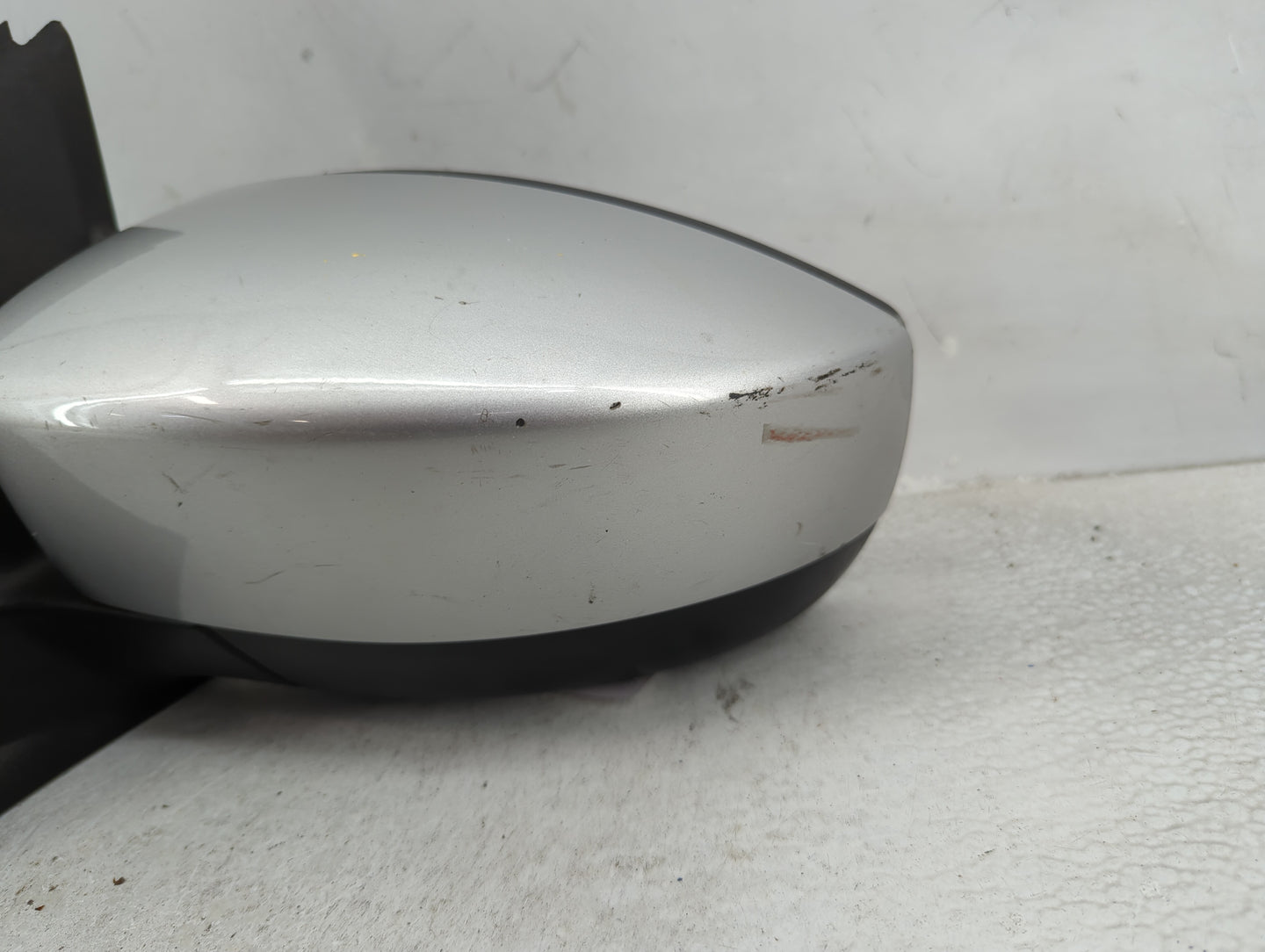 2017-2019 Ford Escape Driver Side View Mirror - Left Door Mirror OEM Used - Oemusedautoparts1.com
