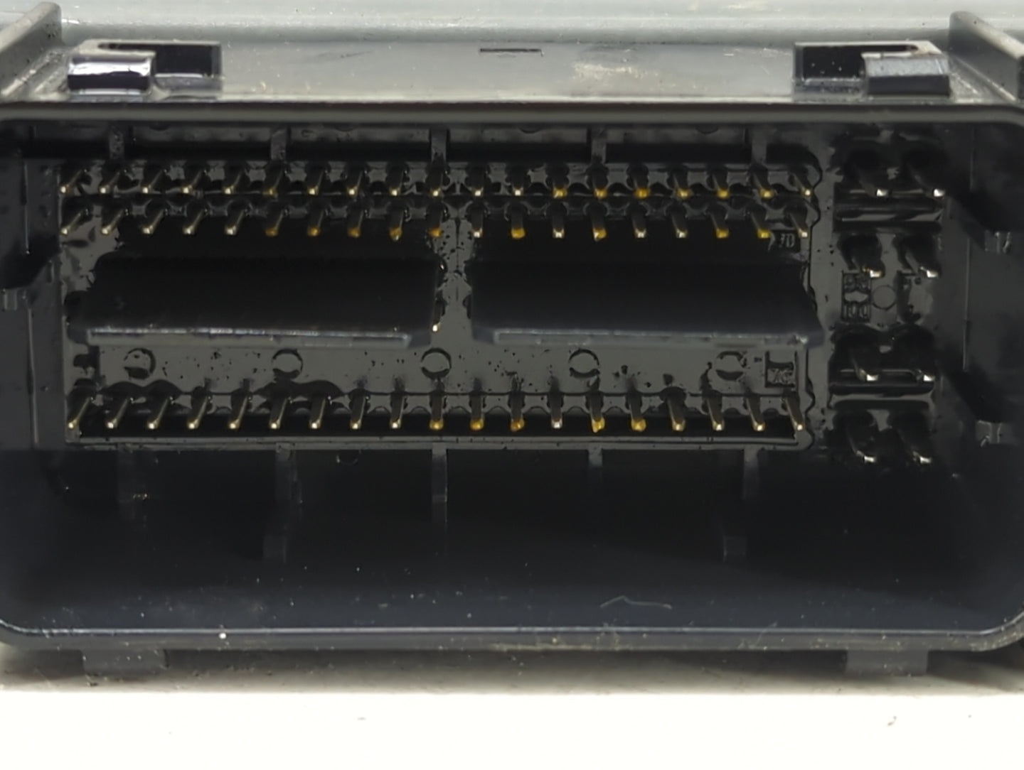 2017-2019 Ford Escape PCM Engine Control Computer ECU ECM PCU OEM P/N:HJ5A-12A650-MA FV6A-12B684-AB Fits Fits 2017 2018 2019