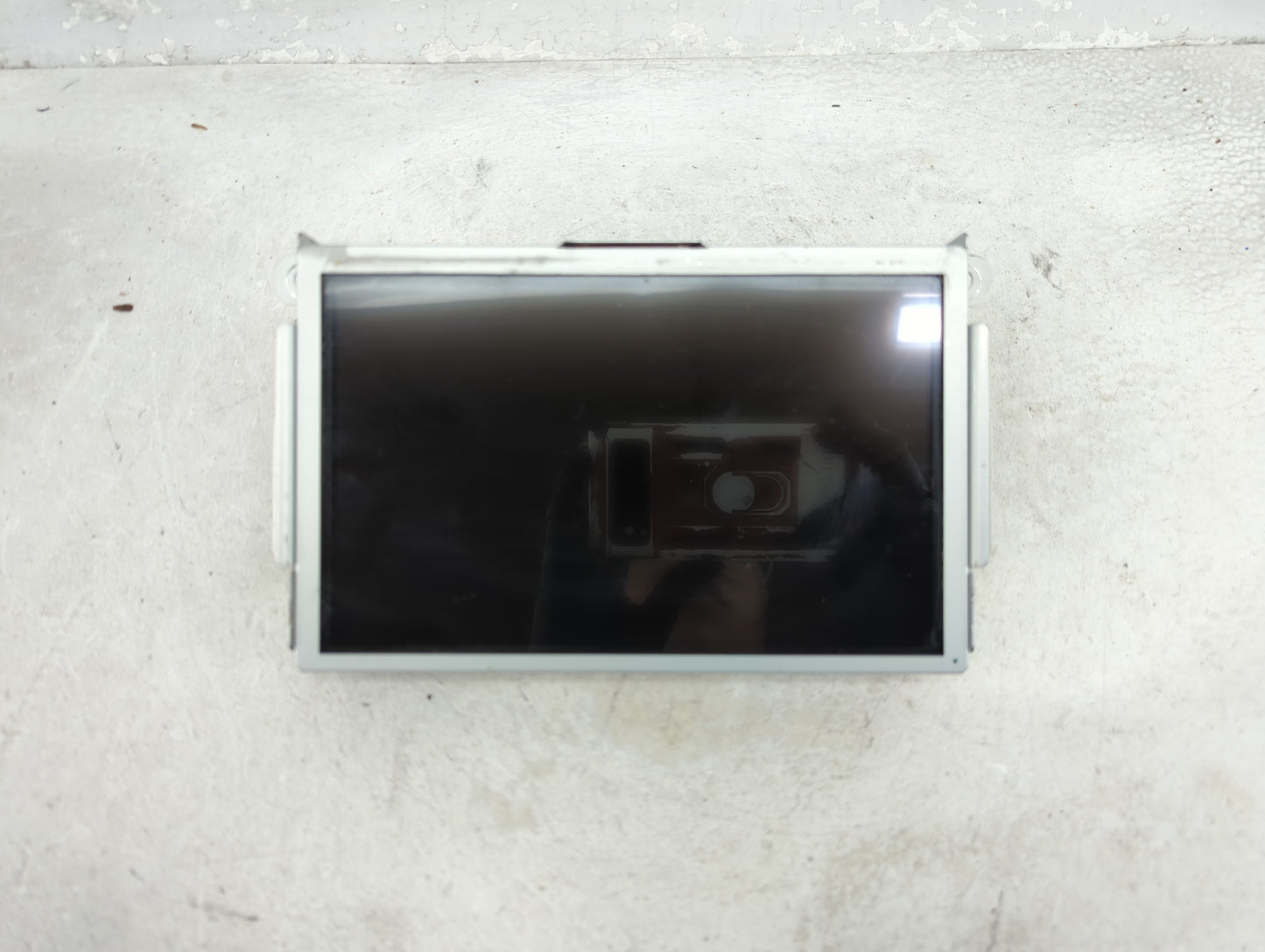 2016-2019 Ford Escape Information Display Screen Black - Oemusedautoparts1.com