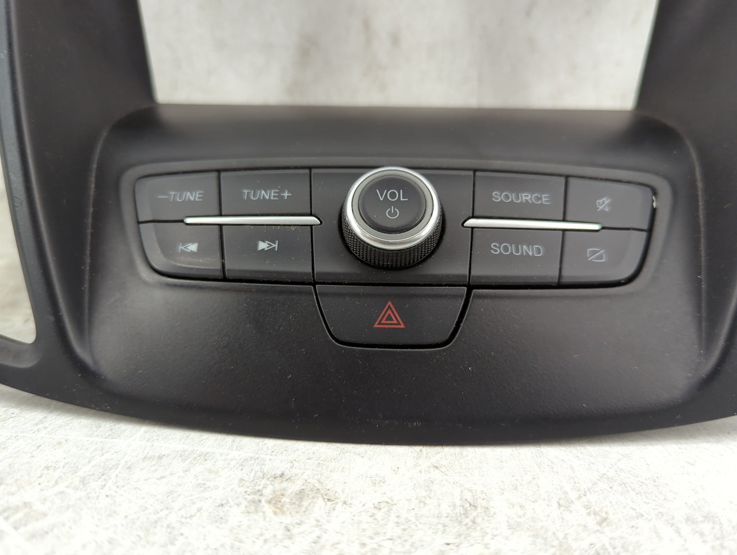 2017-2019 Ford Escape Radio Control Panel - Oemusedautoparts1.com