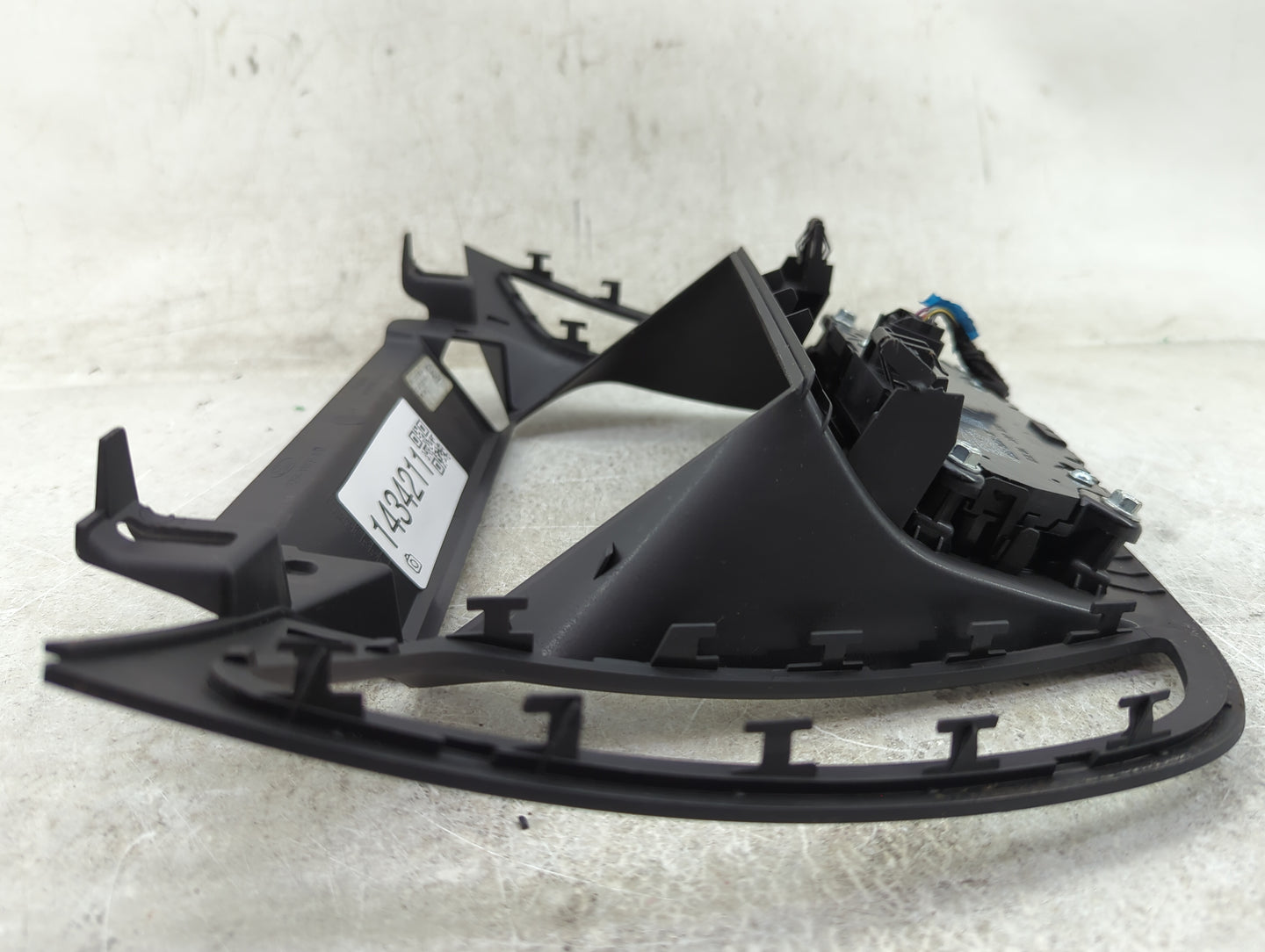 2017-2019 Ford Escape Radio Control Panel - Oemusedautoparts1.com