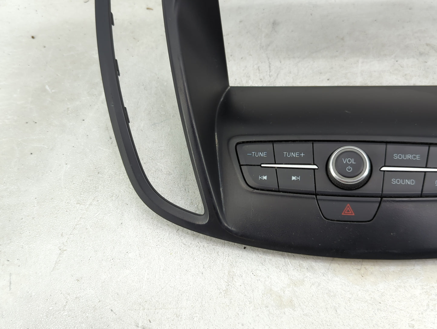 2017-2019 Ford Escape Radio Control Panel Black - Oemusedautoparts1.com
