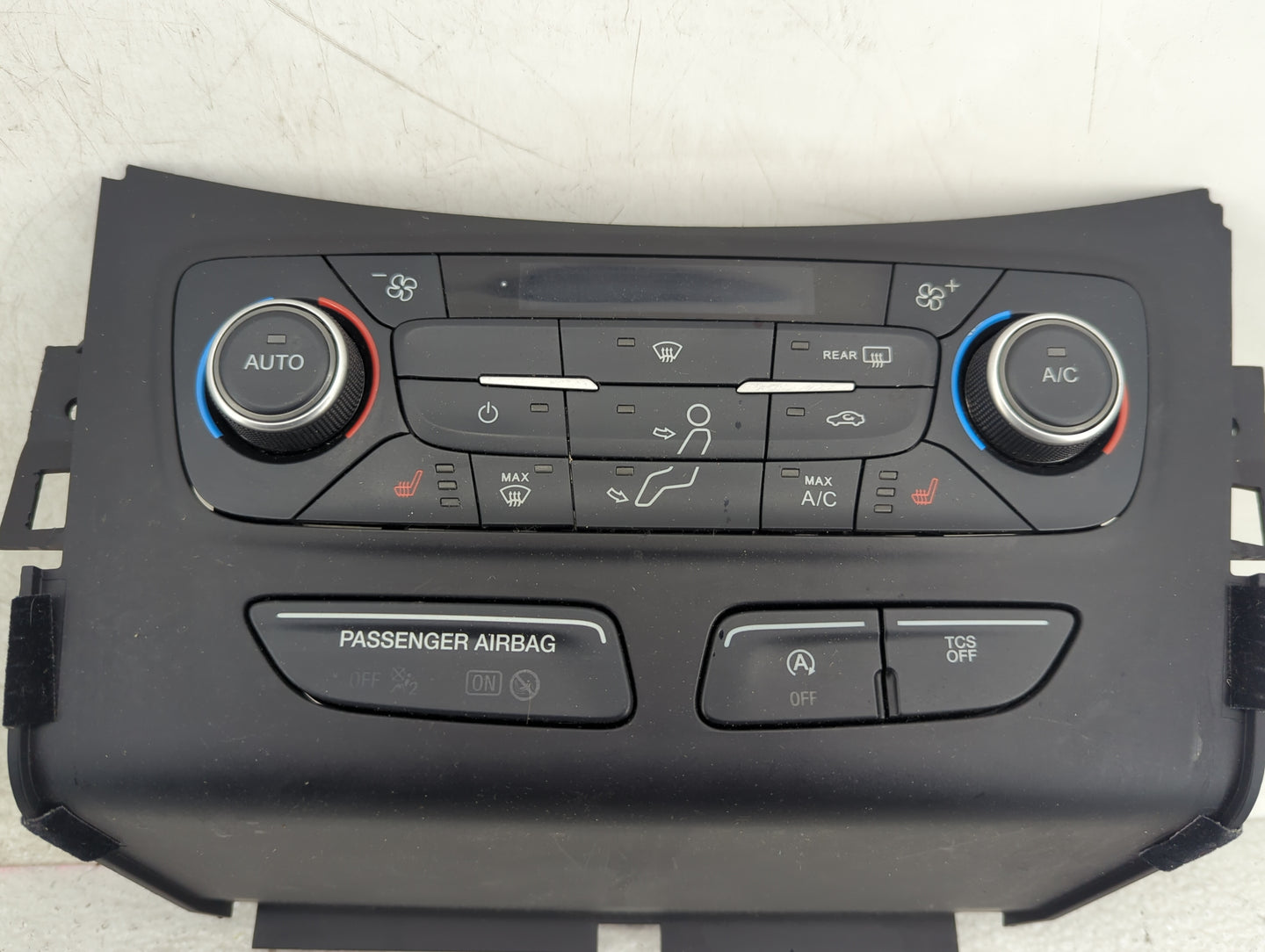 2018-2019 Ford Escape Climate Control Module Temperature AC/Heater Replacement P/N:GJ5T-18C612-CK Fits Fits 2018 2019 OEM Us