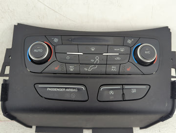 2018-2019 Ford Escape Climate Control Module Temperature AC/Heater Replacement P/N:GJ5T-18C612-CK Fits Fits 2018 2019 OEM Used Auto Parts