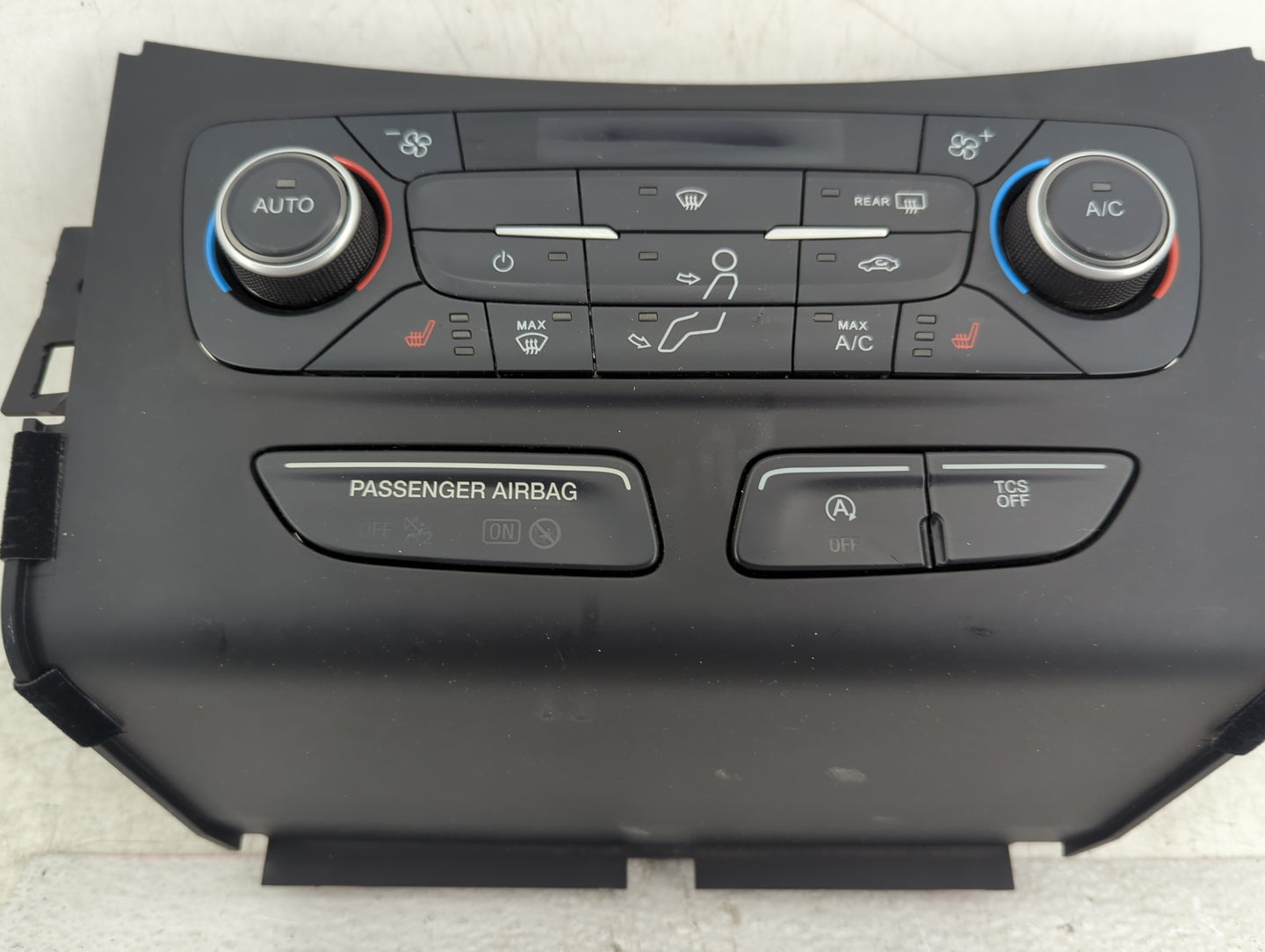 2018-2019 Ford Escape Climate Control Module Temperature AC/Heater Replacement P/N:GJ5T-18C612-CJ Fits Fits 2018 2019 OEM Us
