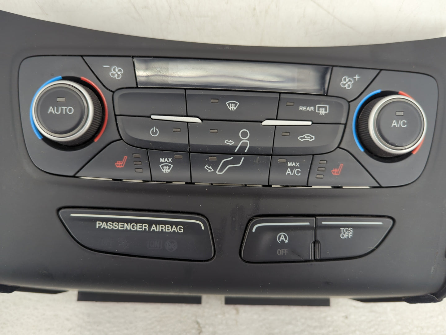 2018-2019 Ford Escape Climate Control Module Temperature AC/Heater Replacement P/N:GJ5T-18C612-CJ Fits Fits 2018 2019 OEM Us