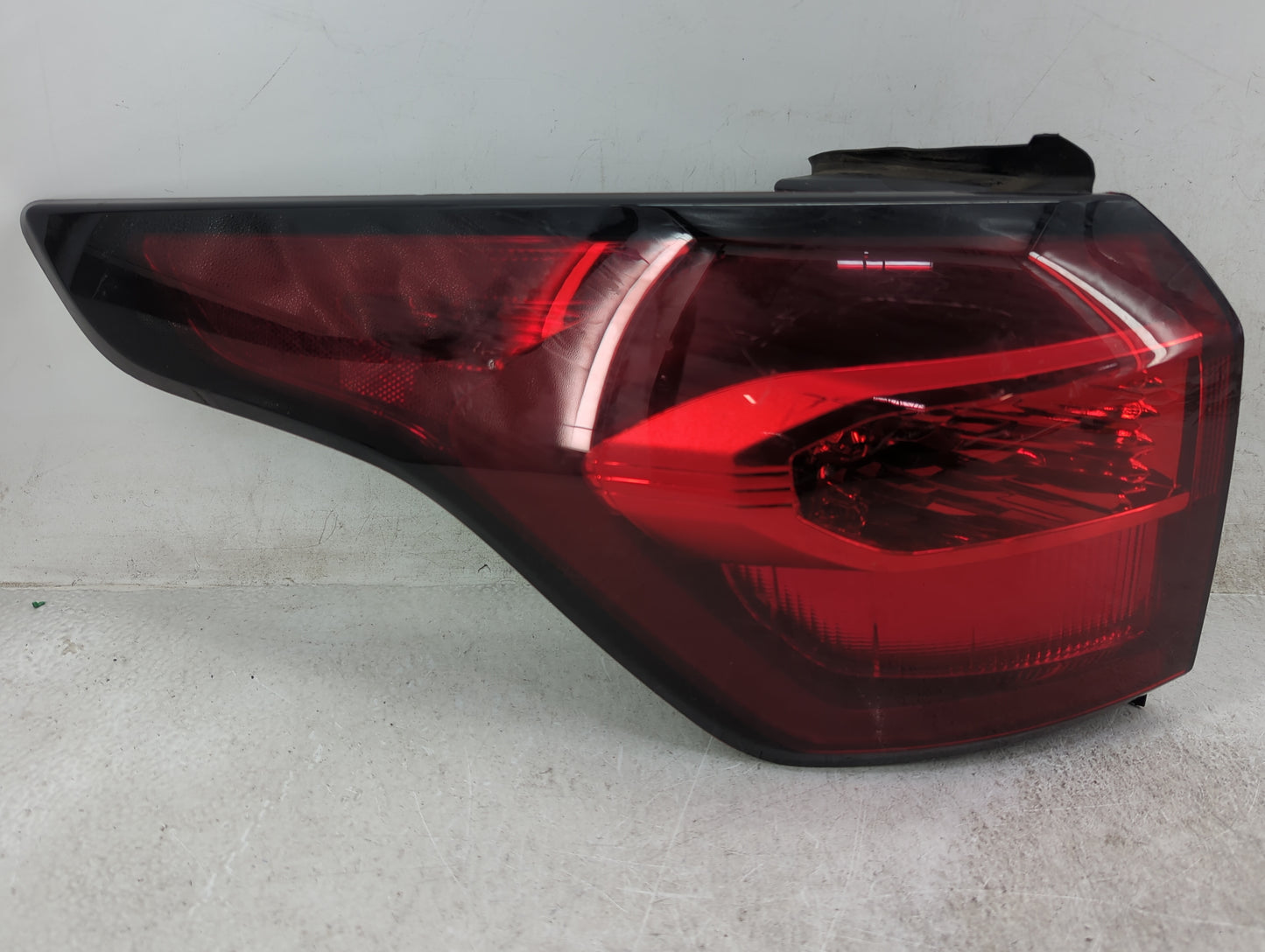 2019 Ford Escape Tail Light Assembly Driver Left OEM P/N:KJ54-13405-BB Fits OEM Used Auto Parts - Oemusedautoparts1.com