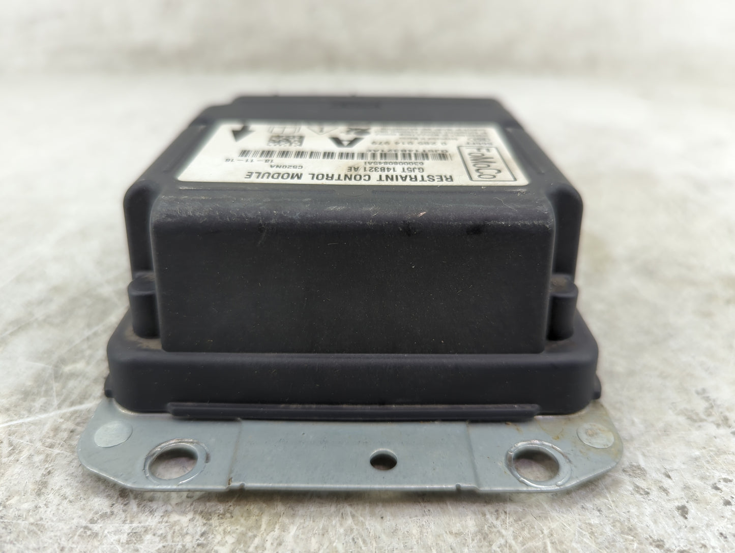 2015-2019 Ford Escape Srs Safety Restraint System Module - Oemusedautoparts1.com